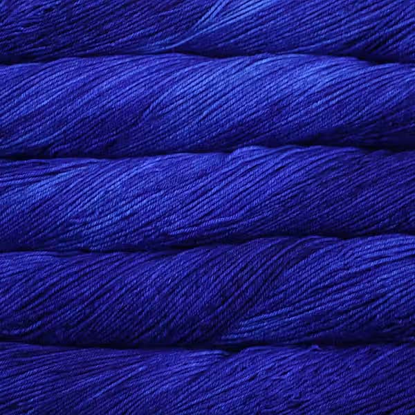matisse-blue-ar-415-leuchtendes-royales-blau