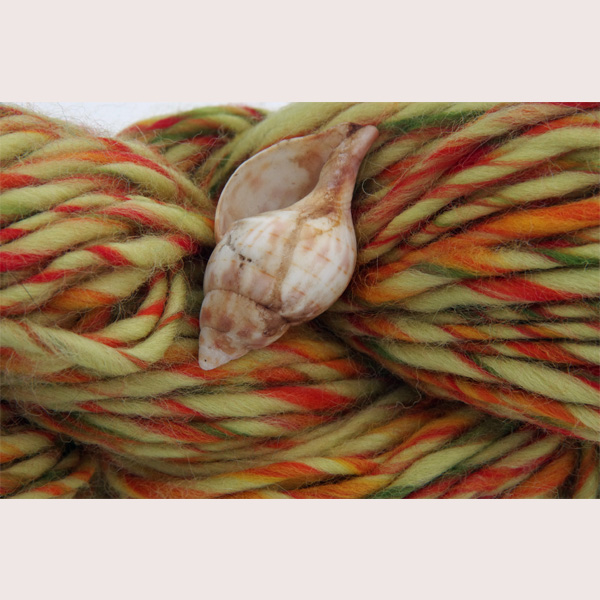 Wolle: "Naturwolle Michels" Tweed - handgesponnen im Schwarzwald - 100 g à 100 m - Nd 6-8 – Bild 11