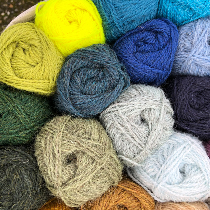 Wolle: "Pip Colourwork" / baa ram ewe - Nd 2.75-3.25 (4) - Britische Schafwolle - 25 g à 116 m – Bild 29