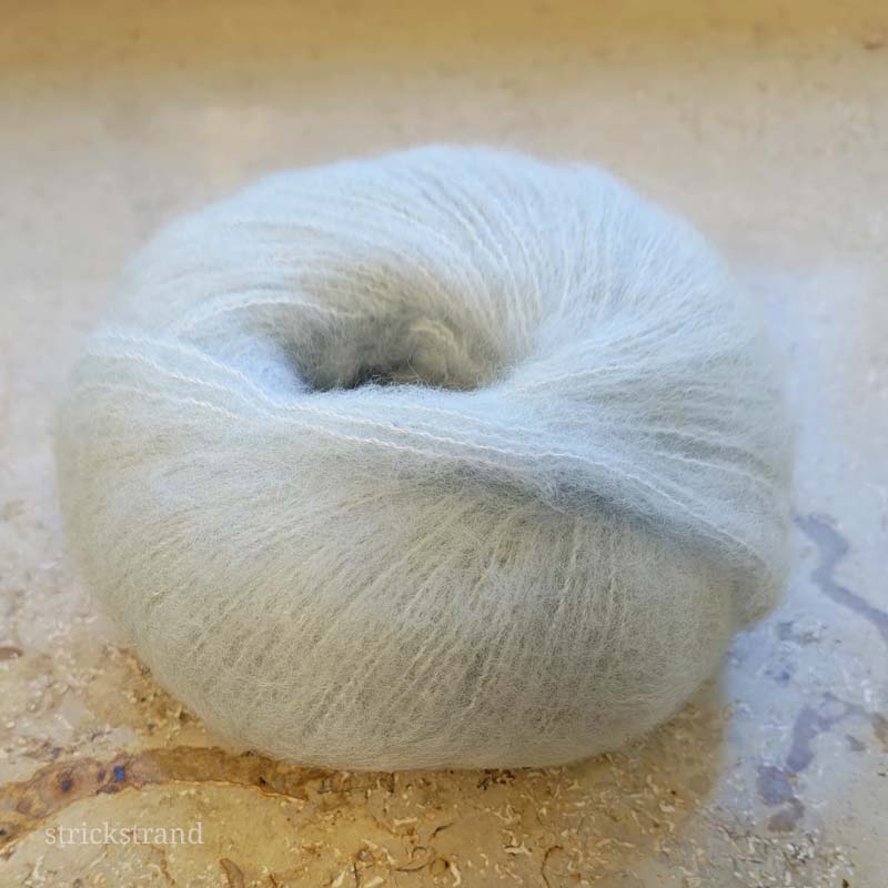 Wolle: "Cashmere Deluxe" / Ferner/ Nadel 3-5/ dickeres Woll-Flauschgarn / 25g à 145m – Bild 13