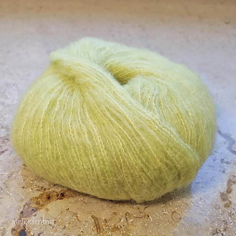 Wolle: "Cashmere Deluxe" / Ferner/ Nadel 3-5/ dickeres Woll-Flauschgarn / 25g à 145m – Bild 12