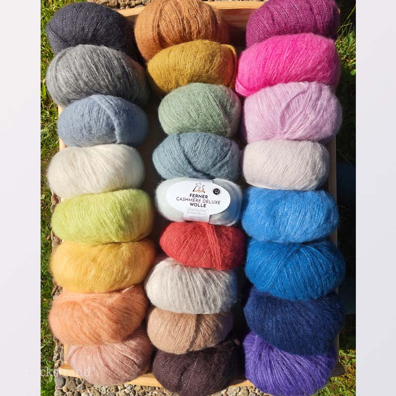 Wolle: "Cashmere Deluxe" / Ferner/ Nadel 3-5/ dickeres Woll-Flauschgarn / 25g à 145m – Bild 2