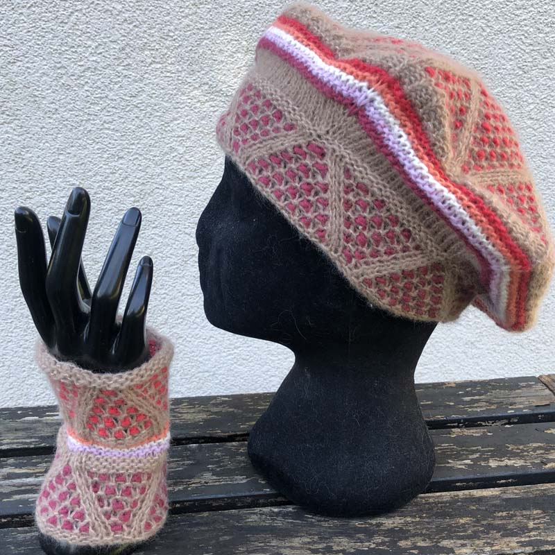 Wolle: "Cashmere Deluxe" / Ferner/ Nadel 3-5/ dickeres Woll-Flauschgarn / 25g à 145m – Bild 18