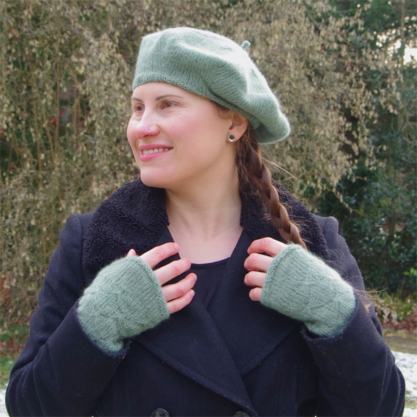 Woll-Accessoires: Barette/ StrickStrand - Auswahl an verschiedenen gestrickten Designs - verschiedene Kopfweiten