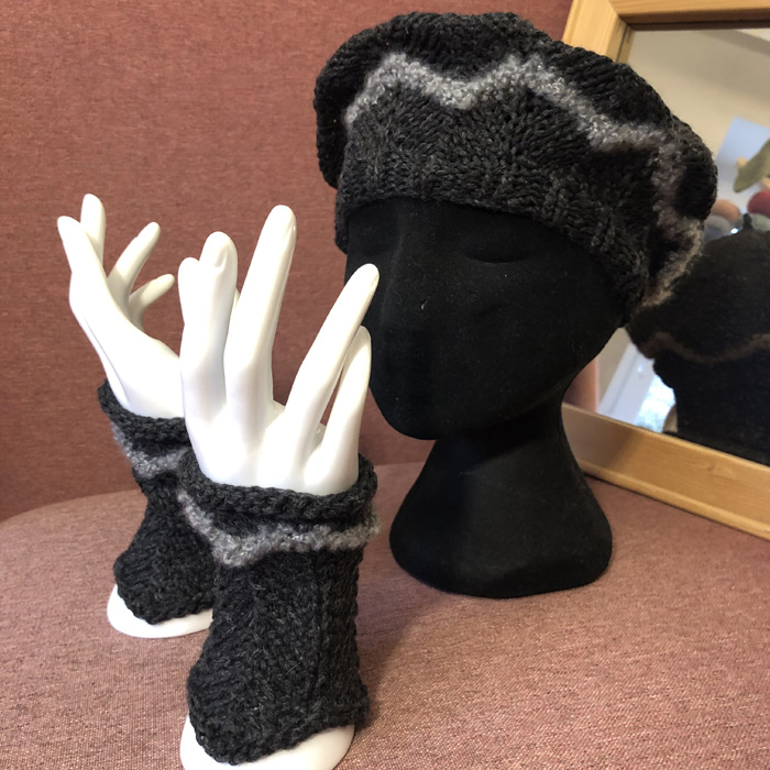 Anleitung zH: "Zacken Barett" - Strickanleitung - Nadelstärke 6 - Kopfweite 54-56, aber auch anpassbar - schnelles Stricken - mit oder ohne Noppen – Bild 2