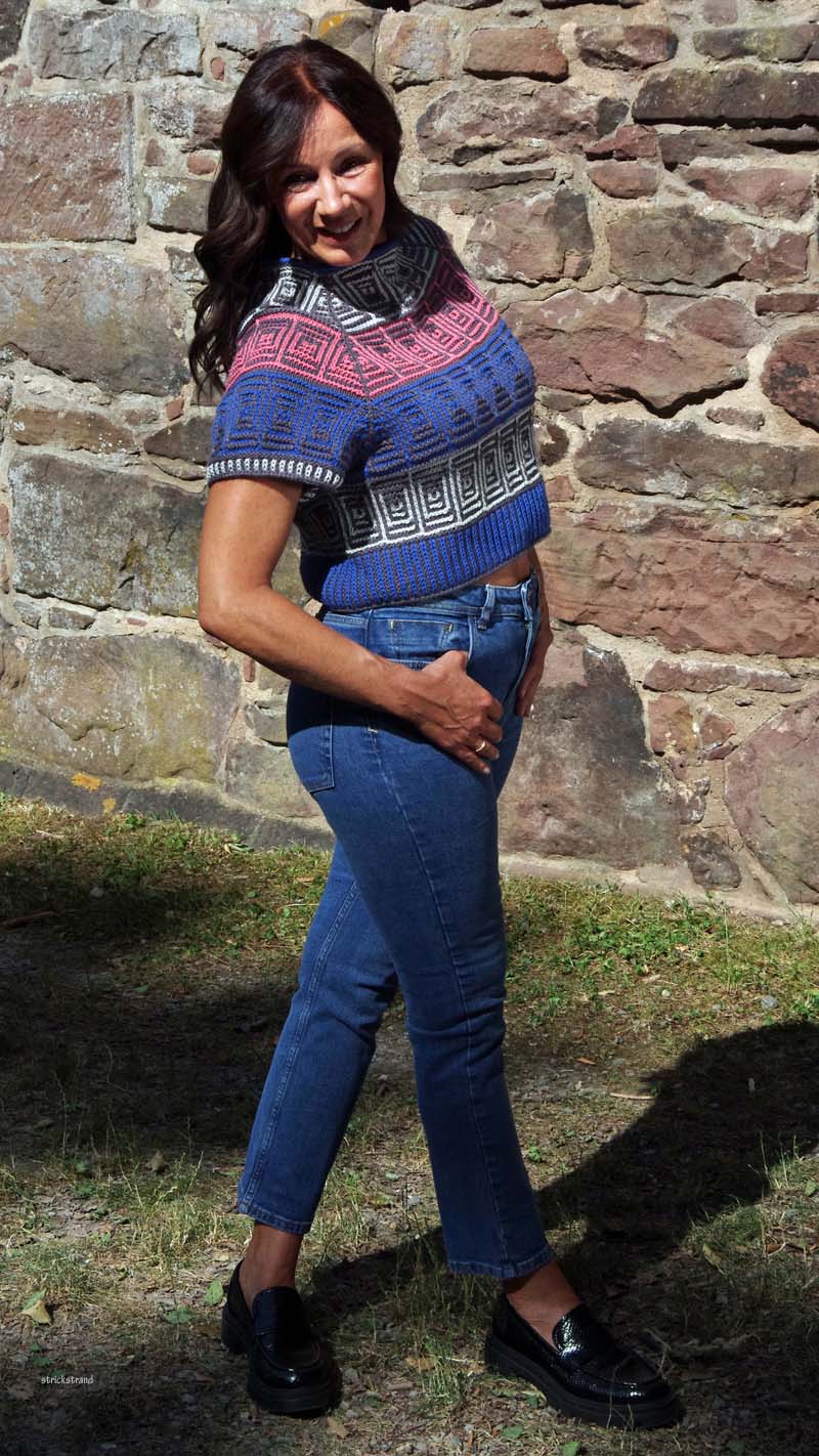 Anleitung: "Juniors Echo" Crop Top - Strickanleitung/ bauchfreies Oberteil/ Hebemaschentechnik / Schattentechnik / Nd 4-4.5 - Atlântico von Rosários4