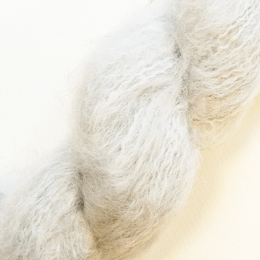 Wolle: "Brushed Suri" - Blue Sky - Fibers - Nd 3.5-8 - Alpaca/ Merino/ Bambus - Flausch - 50 g à ca 130 m – Bild 7