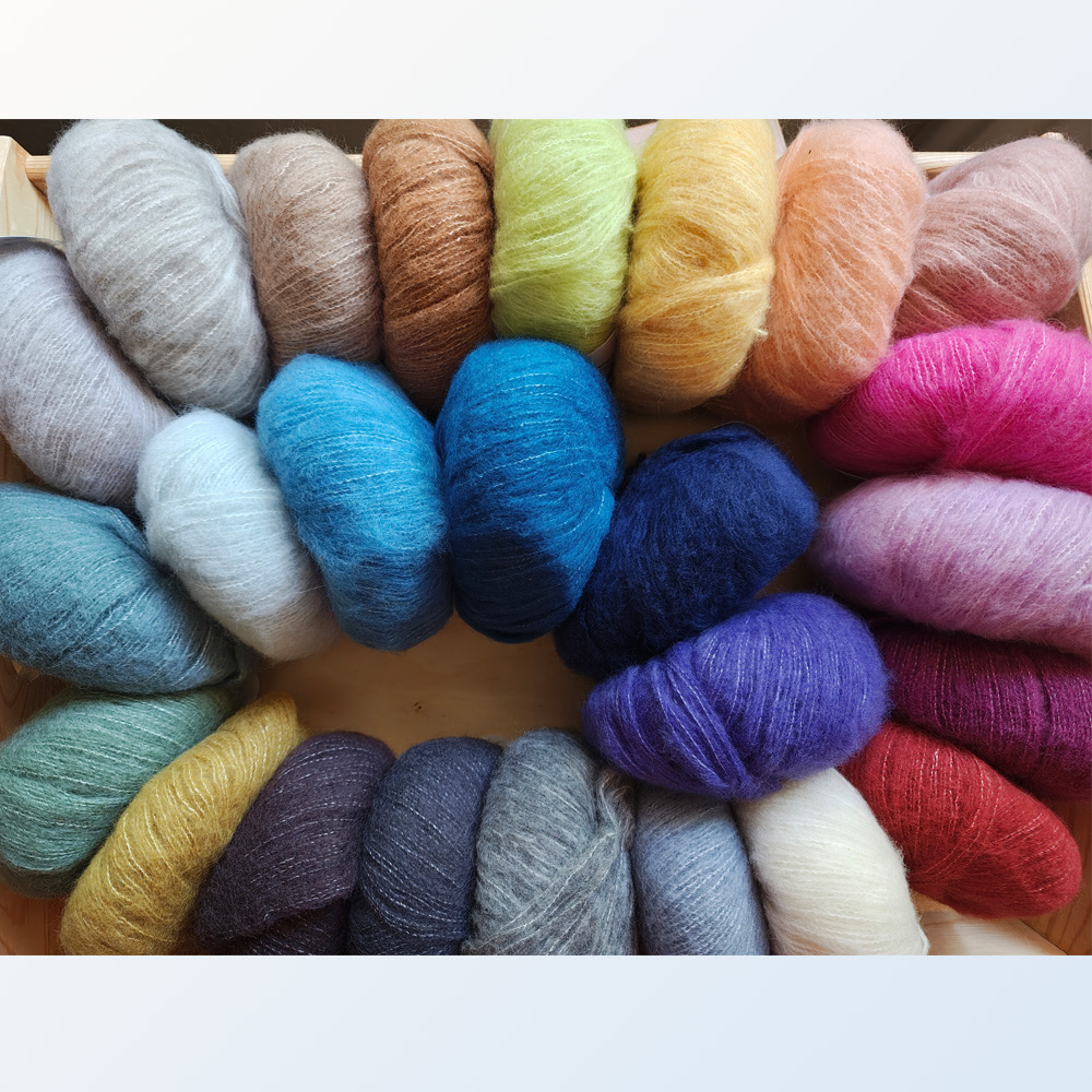 Wolle: "Cashmere Deluxe" / Ferner/ Nadel 3-5/ dickeres Woll-Flauschgarn / 25g à 145m – Bild 31