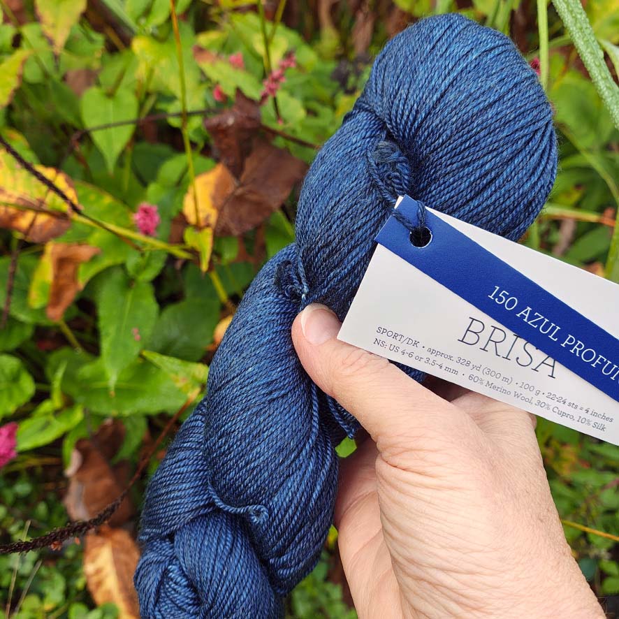 Wolle: Brisa/ malabrigo - handgefärbt - Sport/DK - Nd 3.5 bis 4 - 60 % Feinmerino/ 30 % Cupro/ 10 % Seide - 100 g à ca 300 m – Bild 4