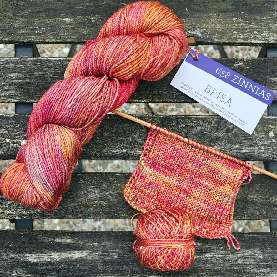 Wolle: Brisa/ malabrigo - handgefärbt - Sport/DK - Nd 3.5 bis 4 - 60 % Feinmerino/ 30 % Cupro/ 10 % Seide - 100 g à ca 300 m – Bild 11